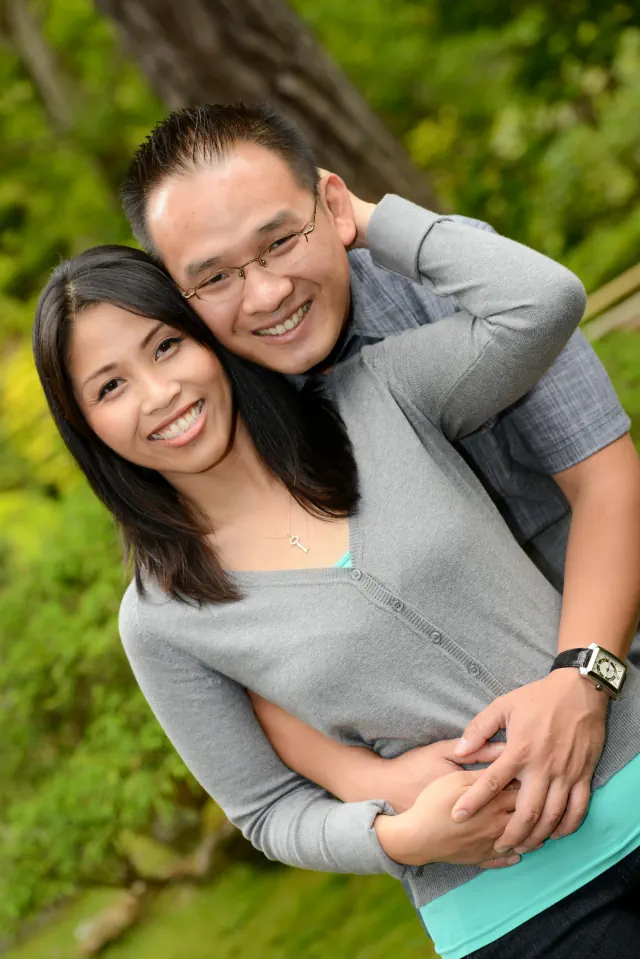 Engagement photography for Xiao and Catherine at Japanese Tea Garden, San Francisco, CA