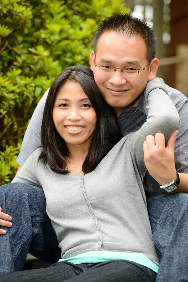 Engagement photography for Xiao and Catherine at Japanese Tea Garden, San Francisco, CA