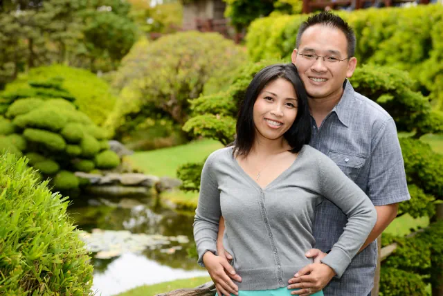 Engagement photography for Xiao and Catherine at Japanese Tea Garden, San Francisco, CA
