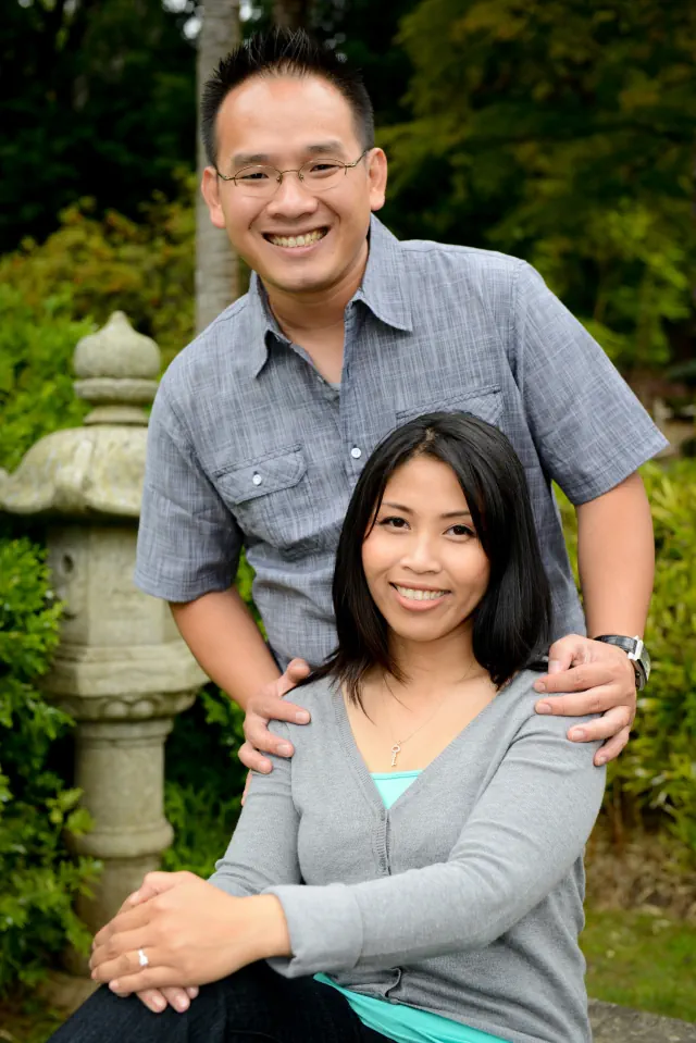 Engagement photography for Xiao and Catherine at Japanese Tea Garden, San Francisco, CA
